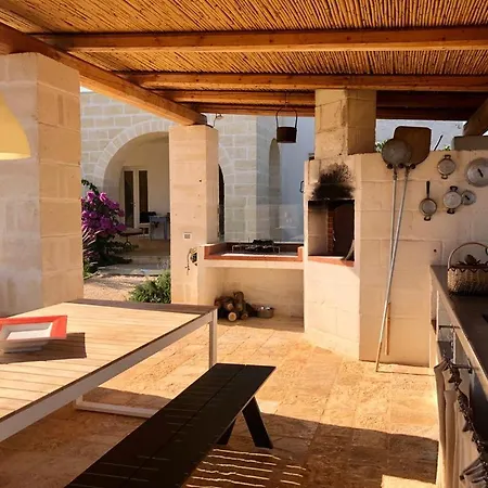 Lamia Donnagnora - Con Piscina A Villa